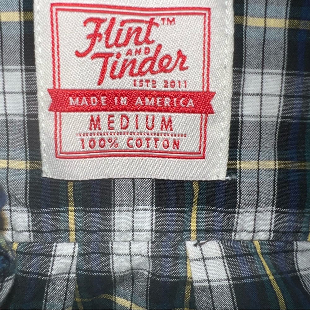 Flint and Tinder Mens Medium Cotton Long Sleeve Button Up Plaid USA Shirt